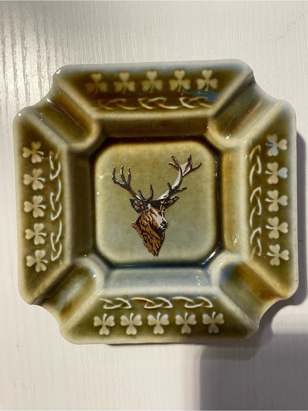Vintage Wade Irish Porcelain Stag Deer Ashtray Shamrock Green Ceramic Ireland